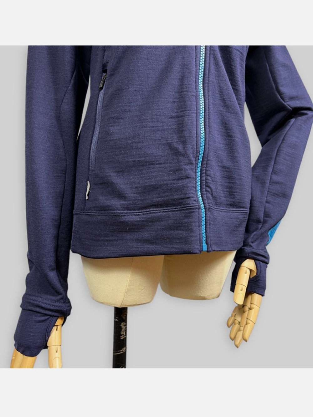 Icebreaker Sz Med Carve Mid-Layer Full-Zip Merino Wool Size Medium - Picture 7 of 13